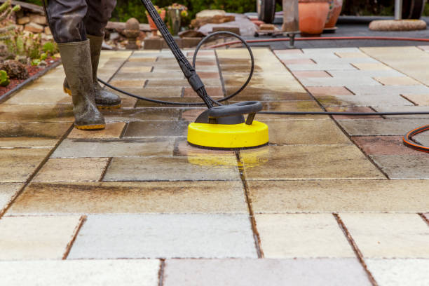 Professional Pressure Washing Services in George West, TX